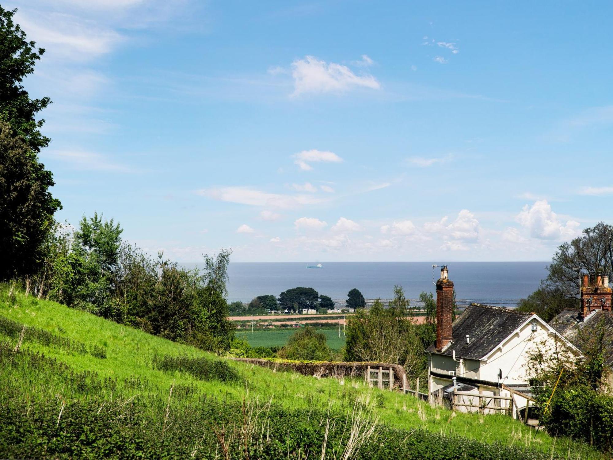 Seashells Villa Dunster Bagian luar foto