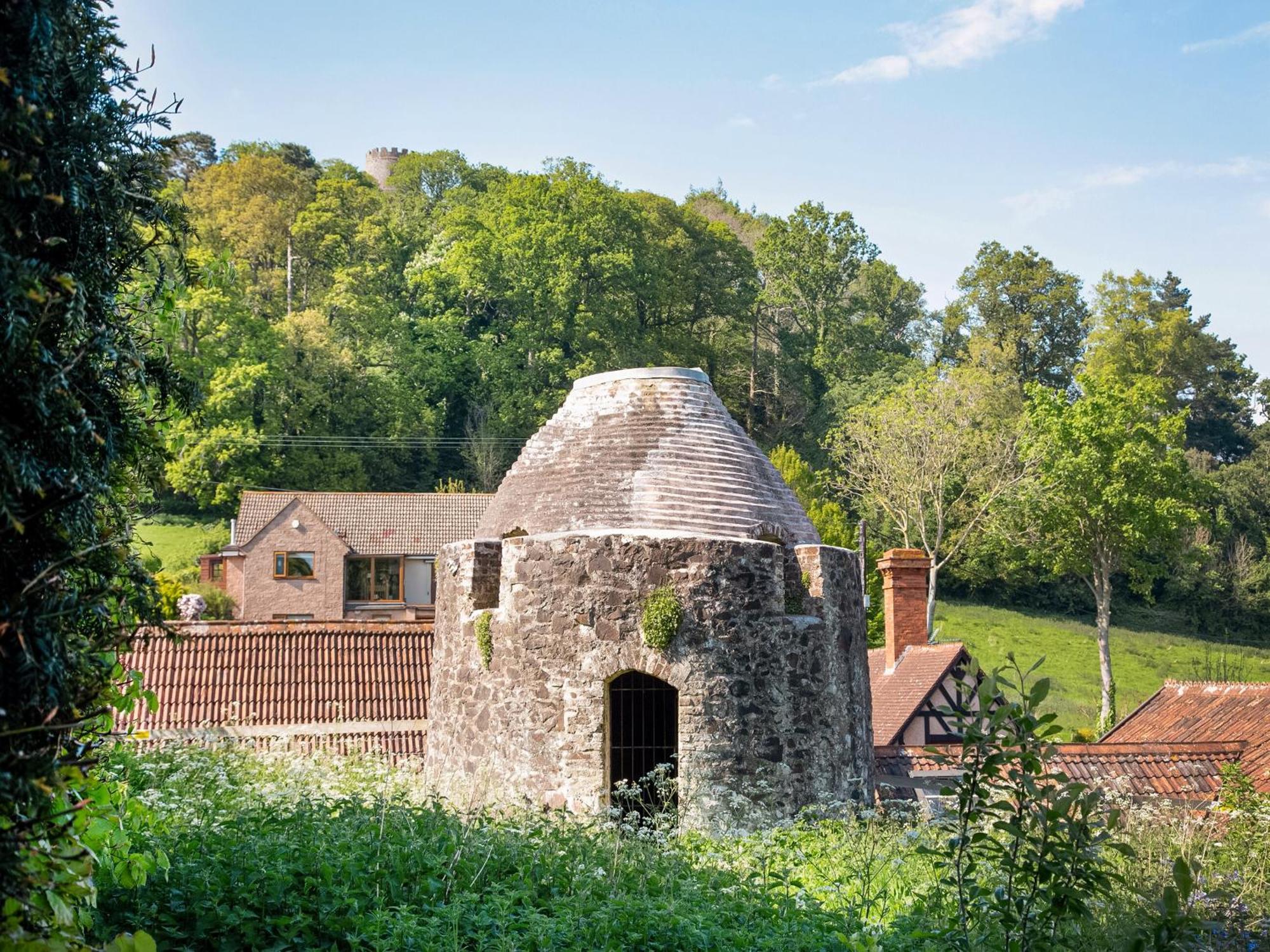 Seashells Villa Dunster Bagian luar foto
